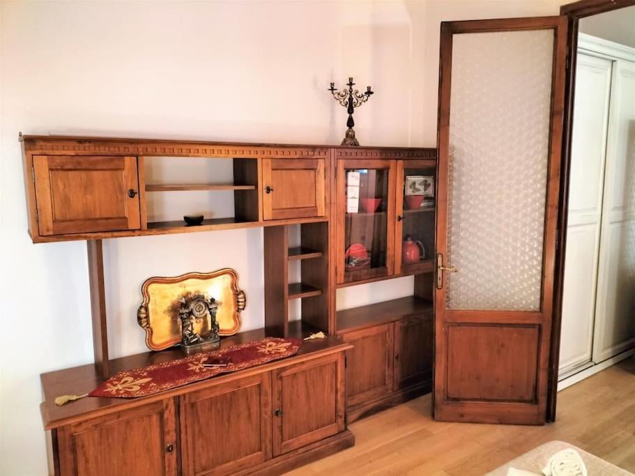 Ghibellina Elegant With 4 Bedrooms Apartamento