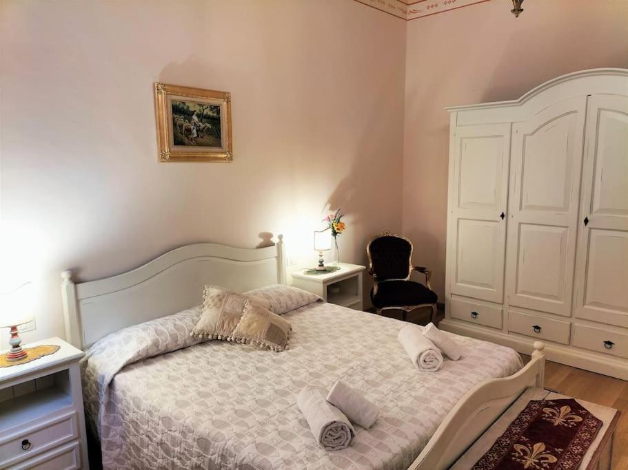 Apartamento Ghibellina Elegant With 4 Bedrooms