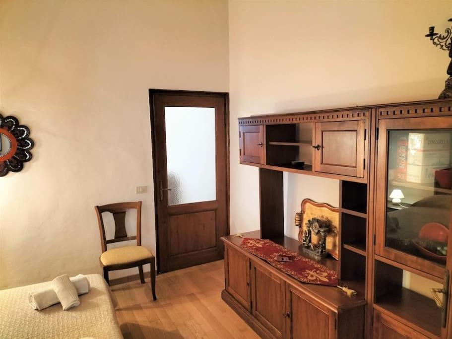 Ghibellina Elegant With 4 Bedrooms Apartamento