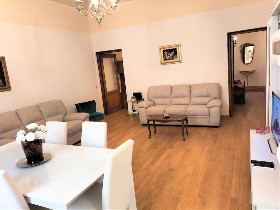 Ghibellina Elegant With 4 Bedrooms * Florencia